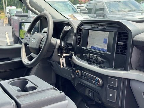 Used 2022 Ford F150 XL w/ Equipment Group 101A High RWD image 5