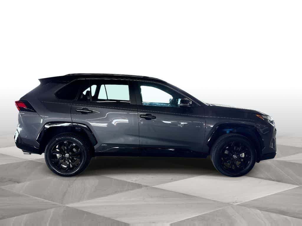 Used 2023 Toyota RAV4 XSE AWD/4WD image 9