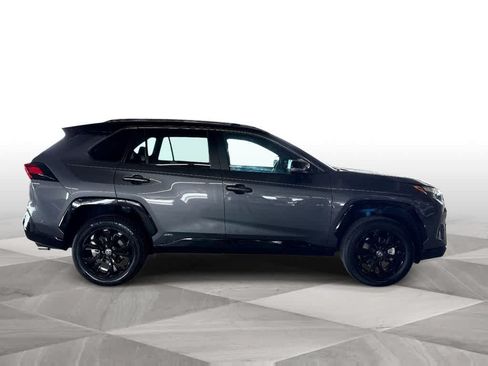 Used 2023 Toyota RAV4 XSE AWD/4WD image 9