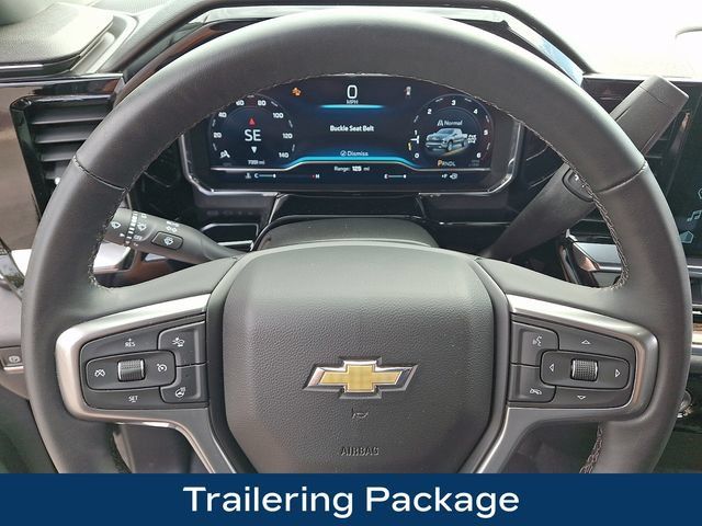 Used 2024 Chevrolet Silverado 1500 LT AWD/4WD image 4