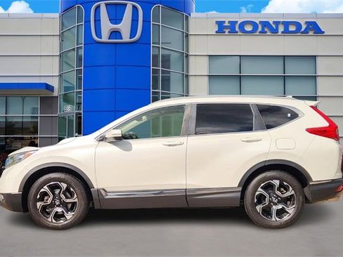 Used 2017 Honda CR-V Touring image 3