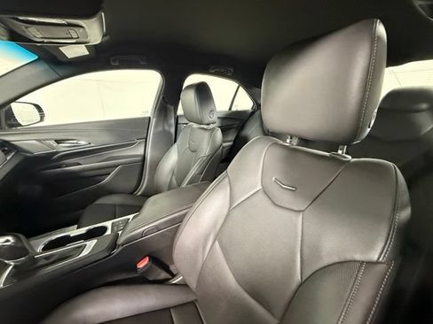Used 2026 Cadillac CT4 Premium Luxury RWD image 5