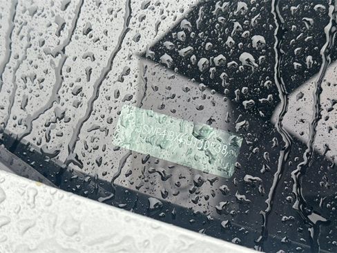 Used 2016 Mercedes-Benz C 300 Sedan image 9