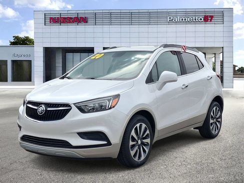 Used 2021 Buick Encore Preferred w/ Safety Package FWD image 3