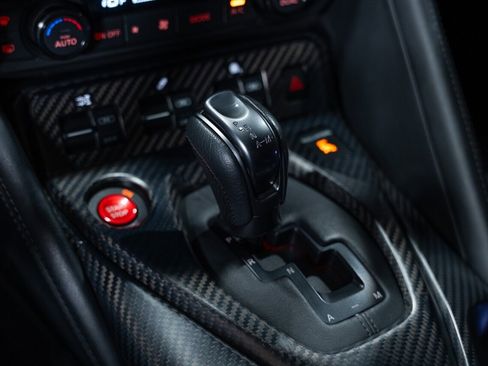 Used 2017 Nissan GT-R Premium image 57