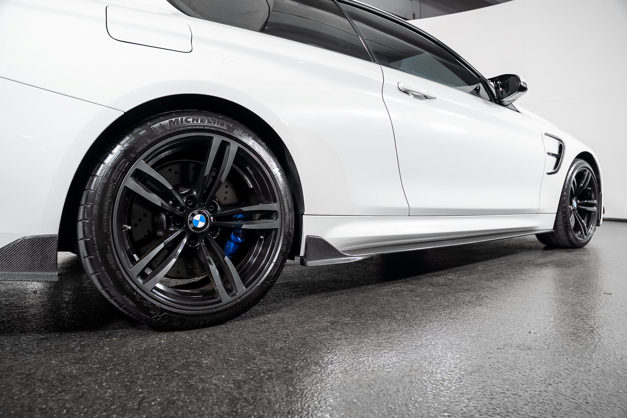 Used 2020 BMW M4 Coupe RWD image 30