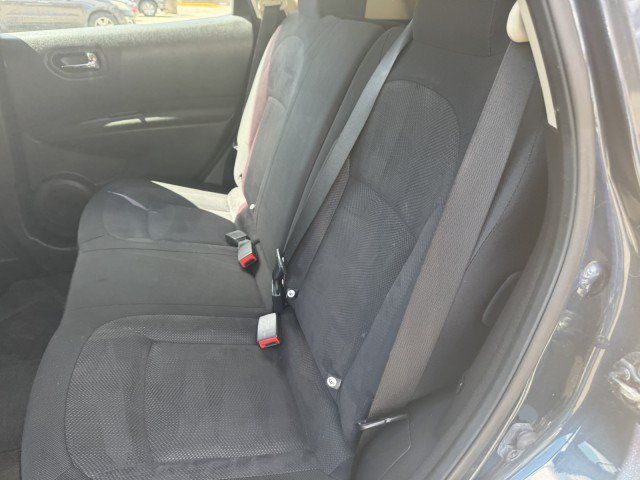 Used 2014 Nissan Rogue S w/ Convenience Package AWD/4WD image 11