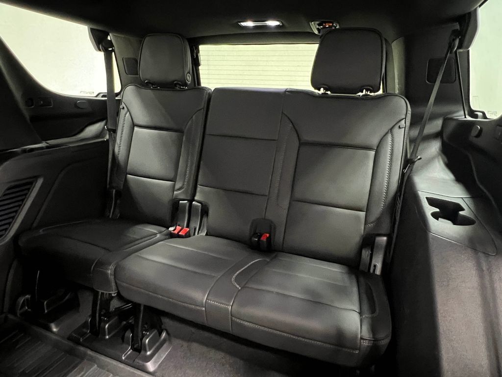 Used 2021 GMC Yukon Denali w/ Denali Premium Package AWD/4WD image 34
