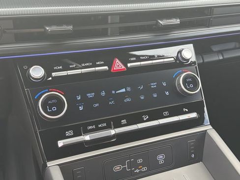 New 2026 Hyundai Santa Fe Calligraphy AWD/4WD image 33