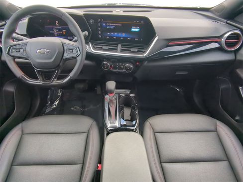 Used 2024 Chevrolet Trax RS w/ Driver Confidence Package image 15