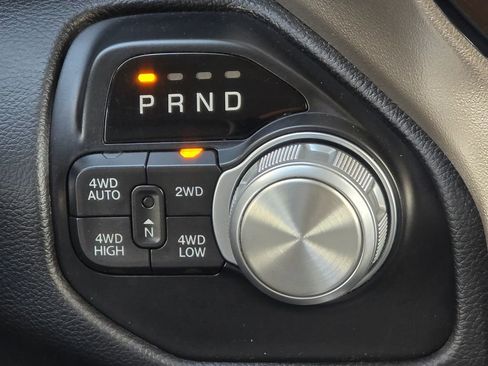 Used 2019 RAM 1500 Laramie image 36