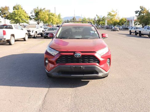 Used 2020 Toyota RAV4 XLE w/ Carpet Mat Package AWD/4WD image 2