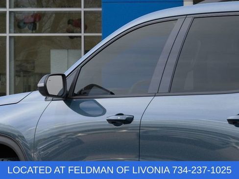 New 2026 Chevrolet Traverse Z71 w/ Driver Confidence Package image 12