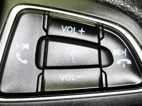 Used 2017 Ford Escape SE image 28