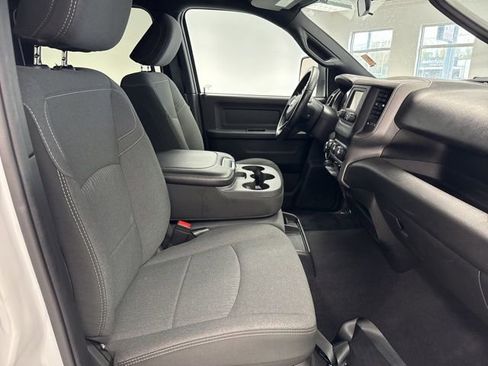 Used 2024 RAM 3500 Tradesman w/ Chrome Appearance Group image 26