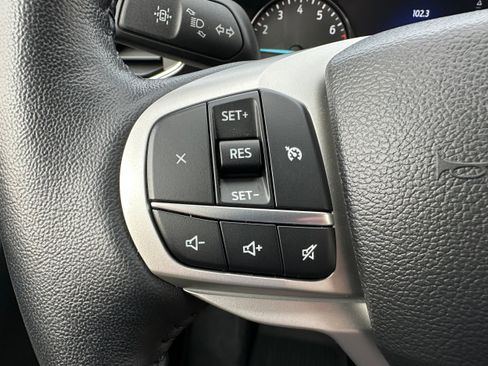 Used 2023 Ford Explorer XLT w/ Equipment Group 202A image 22