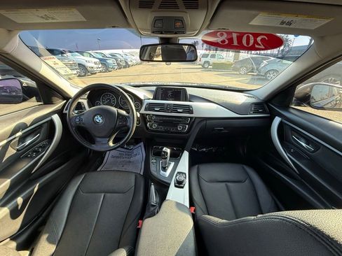 Used 2018 BMW 320i Sedan image 14