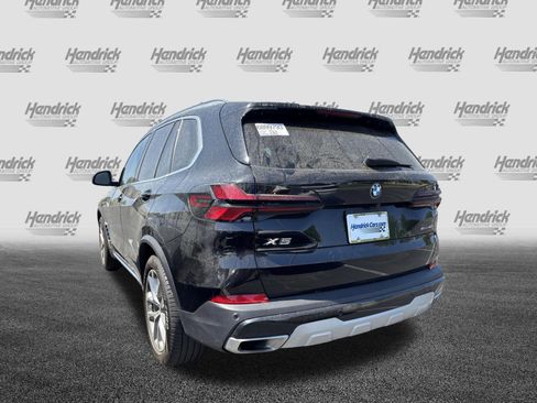 Used 2024 BMW X5 sDrive40i w/ Premium Package image 9