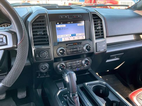 Used 2019 Ford F150 Lariat w/ Equipment Group 502A Luxury image 6