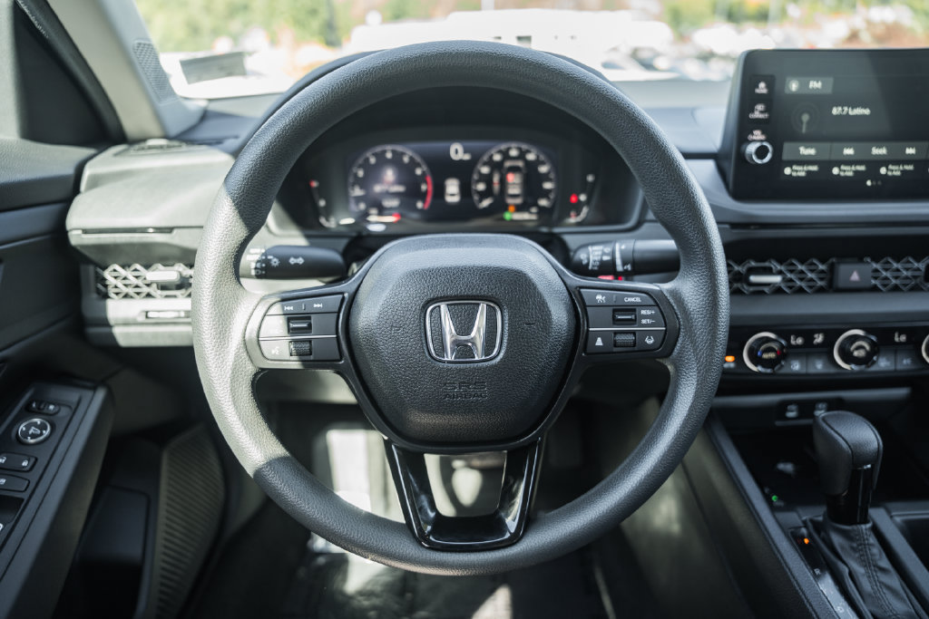 Certified 2026 Honda Accord SE image 28