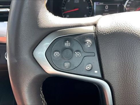 Used 2015 Chevrolet Tahoe LTZ AWD/4WD image 18