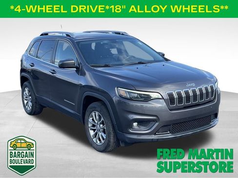 Used 2019 Jeep Cherokee Latitude Plus w/ Comfort/Convenience Group image 1
