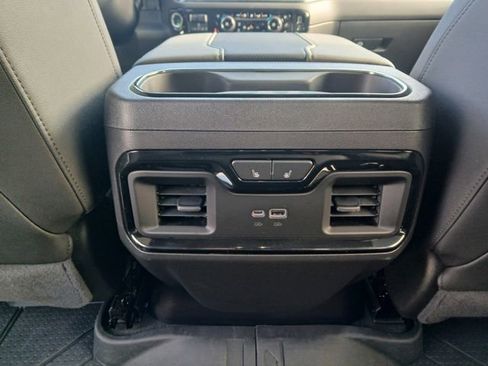 Used 2025 Chevrolet Silverado 1500 ZR2 w/ Technology Package image 29