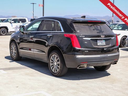 Used 2018 Cadillac XT5 Luxury w/ Driver Awareness Package AWD/4WD image 8