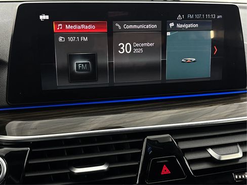 Used 2018 BMW 530e xDrive 530e xDrive iPerformance Sedan image 44