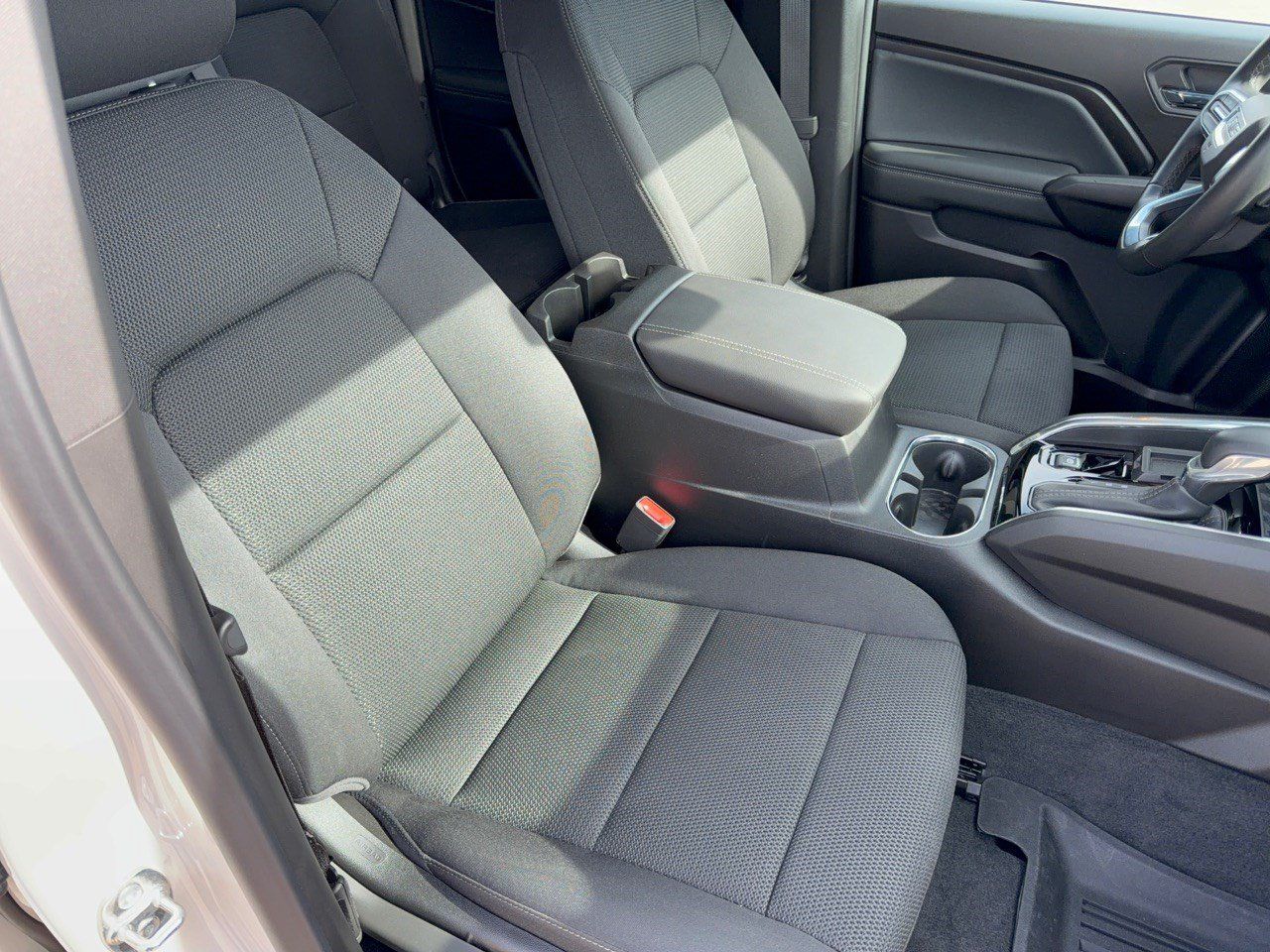 Used 2026 GMC Canyon Elevation w/ Convenience Package RWD image 30