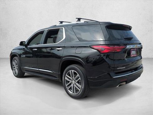 Used 2023 Chevrolet Traverse High Country w/ LPO, 'HIT The Road' Package image 8