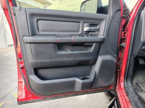 Used 2011 RAM 1500 Sport w/ Remote Start & Security Group image 8