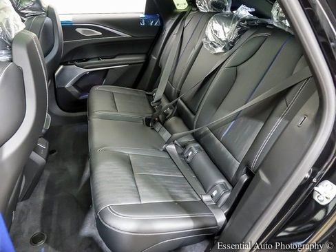 New 2026 Cadillac Lyriq Signature Sport image 9