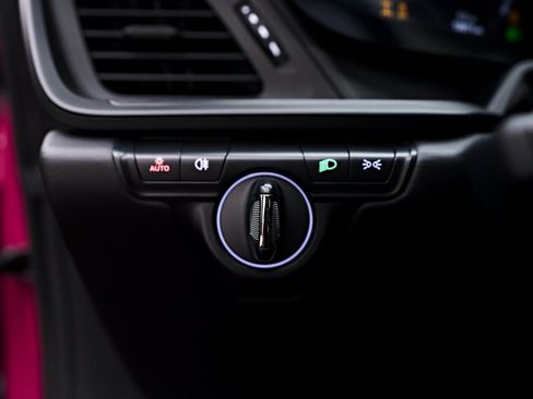 Used 2024 Porsche 911 Targa 4 GTS w/ Premium Package image 61