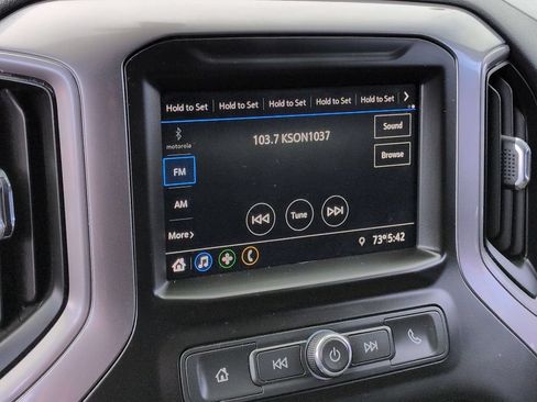 Used 2020 Chevrolet Silverado 1500 Custom w/ Custom Value Package RWD image 14