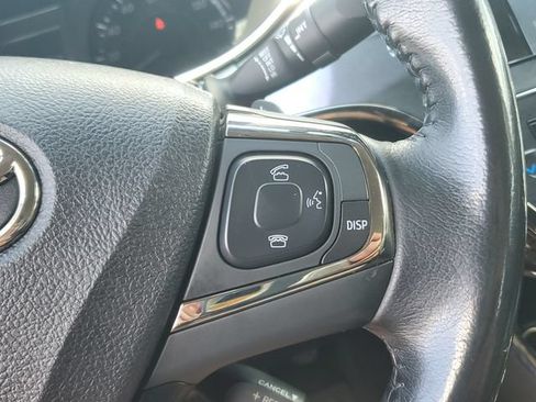 Used 2015 Toyota Avalon XLE FWD image 25