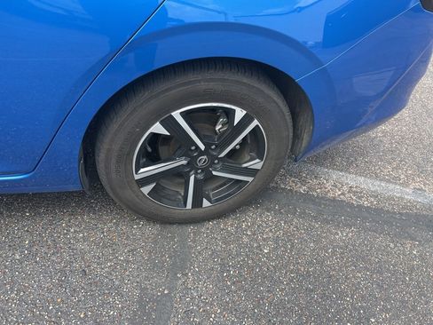 Used 2024 Nissan Sentra SV image 7