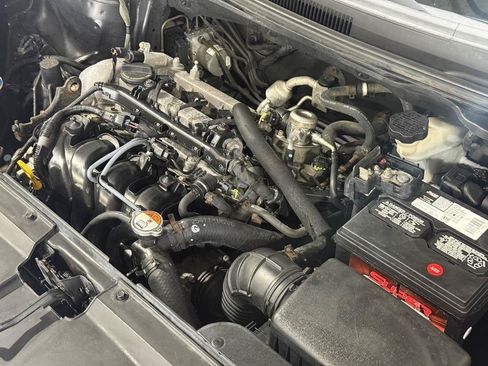 Used 2012 Hyundai Veloster w/ Style Pkg FWD image 37