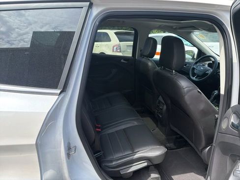 Used 2018 Ford Escape Titanium w/ Ford Safe & Smart Package AWD/4WD image 11