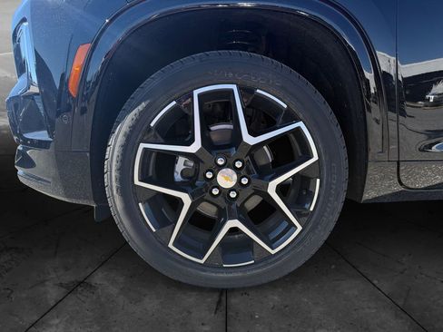 New 2026 Chevrolet Traverse High Country image 14