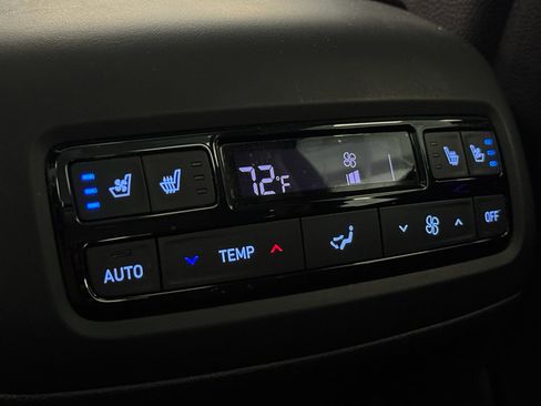 Used 2024 Hyundai Palisade Limited AWD/4WD image 36