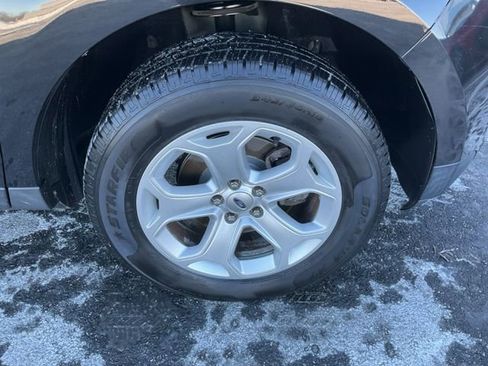 Used 2013 Ford Edge SE image 9