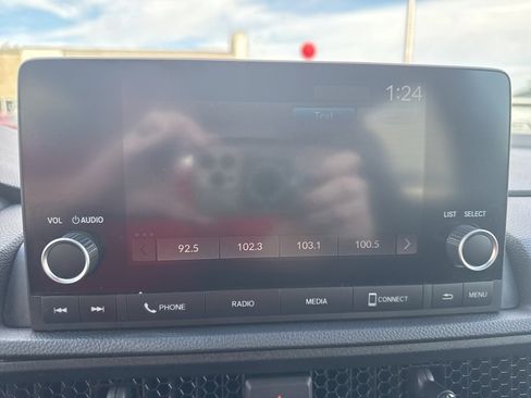 Used 2023 Honda CR-V Sport image 18