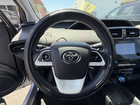 Used 2017 Toyota Prius Two w/ Prius Two Safety Plus Package image 12