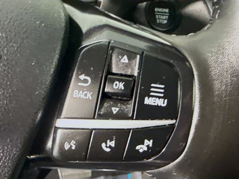 Used 2021 Ford Escape Titanium image 15