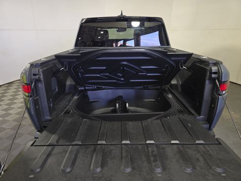 Used 2024 Rivian R1T Adventure AWD/4WD image 15