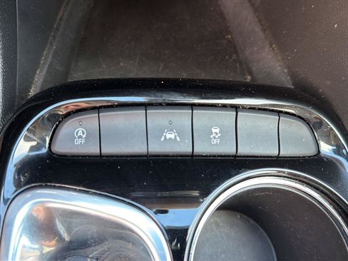 Used 2023 Buick Encore GX Select FWD image 9