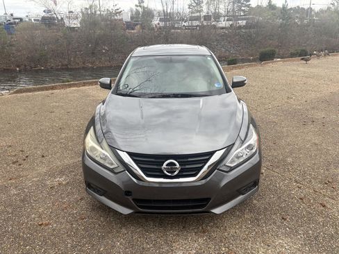 Used 2016 Nissan Altima 2.5 SL w/ 2.5 Technology Package image 14
