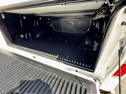 Used 2014 Ford F150 Lariat w/ Equipment Group 502A Luxury AWD/4WD image 5