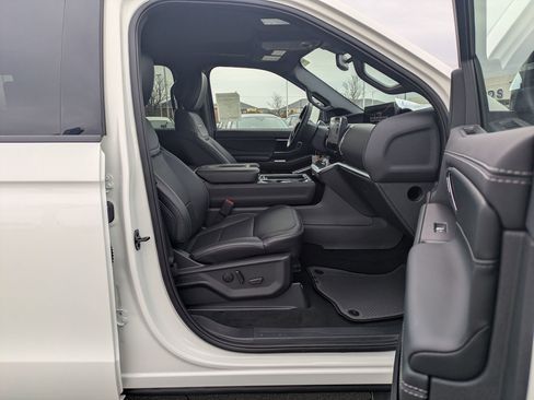 New 2026 Ford Expedition Max Platinum w/ Stealth Performance Package image 40